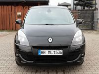 używany Renault Scénic III 1.6dm 110KM 2010r. 107 000km