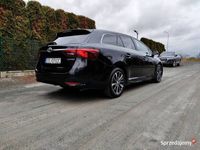 używany Toyota Avensis 