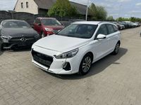 używany Hyundai i30 1dm 120KM 2018r. 92 600km