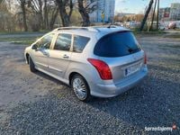 Używany Peugeot 308 150 KM (110 kW) 2010 Srebrny Kombi