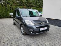 używany Citroën Berlingo 1.6dm 100KM 2017r. 137 000km