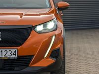 używany Peugeot 2008 1.2dm 101KM 2021r. 102 000km