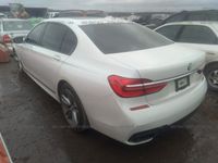 Używany BMW 750 445 KM (327 kW) 2017 Biały Sedan/Limuzyna