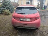 Używany Peugeot 208 Allure 2016 Czerwony Hatchback