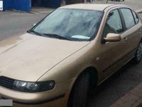 używany Seat Toledo 1.9dm 110KM 2000r. 244 000km