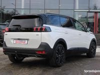 używany Peugeot 5008 2022r. Skóra* Panorama* Focal* El. Fotele z Pamięcią* FV23%