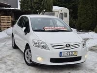 Używany Toyota Auris 132 KM (97 kW) 2012 Biały Hatchback