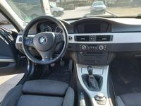 używany BMW 320 2dm 177KM 2008r. 248 000km