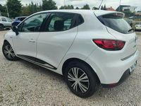 używany Renault Clio IV 1.2dm 75KM 2016r. 126 000km