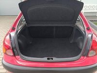 używany Toyota Corolla Sprzedamniski przebieg 105 500, Salon Polska