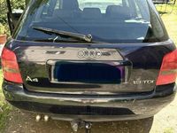 Używany Audi A4 1998 Niebieski Kombi