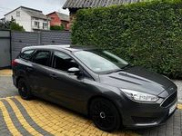 Używany Ford Focus 2016 Szary Kombi