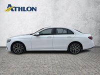 Używany Mercedes E220 194 KM (142 kW) 2021 Biały Sedan/Limuzyna