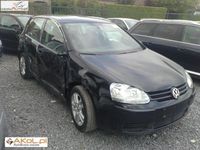 używany VW Golf V 1.9dm 90KM 2006r. 86 000km