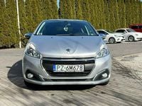 Używany Peugeot 208 75 KM (55 kW) 2018 Srebrny (metalik) Hatchback
