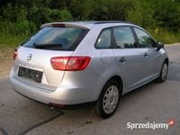 Używany Seat Ibiza ST 2010 Srebrny Kombi