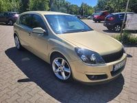 Używany Opel Astra 200 KM (147 kW) 2004 Inny kolor Hatchback