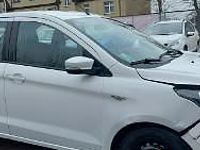 Używany Ford Ka Plus 85 KM (62 kW) 2019 Biały Hatchback