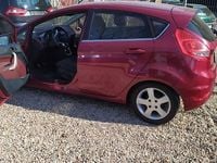 Używany Ford Fiesta 2009 Bordowy Hatchback