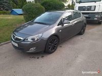 Używany Opel Astra 2010 Szary Hatchback