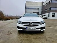 Używany Mercedes E220 195 KM (143 kW) 2016 Biały Sedan/Limuzyna