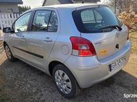 Używany Toyota Yaris 2011 Srebrny Hatchback