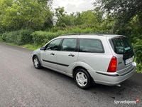 Używany Ford Focus 2004 Szary Kombi