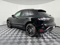 używany Porsche Macan 2dm 261KM 2024r. 1 381km