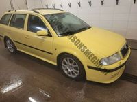 Używany Skoda Octavia 180 KM (132 kW) 2003 Żółty Kombi
