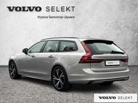 Używany Volvo V90 349 KM (256 kW) 2025 Srebrny Kombi