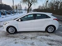 Używany Hyundai i30 99 KM (72 kW) 2014 Biały Hatchback