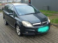 Używany Opel Zafira 2006 Czarny Minivan