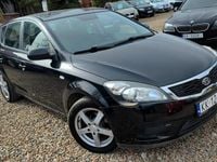 Używany Kia Ceed 109 KM (80 kW) 2011 Czarny (metalik) Hatchback