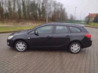 używany Opel Astra Sports Tourer 1,7 CDTI 2011