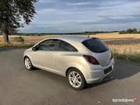 używany Opel Corsa 1.4 16V Cosmo Klimatronic Grzane fotele i kierownica Praktronic