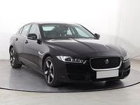 Używany Jaguar XE 180 KM (132 kW) 2016 Czarny Sedan/Limuzyna