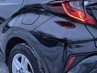 Używany Toyota C-HR 122 KM (89 kW) 2022 Czarny SUV