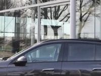 używany Mercedes E200 Klasa4-Matic AMG Pakiet wyposażenia AMG Premium + Night + Zimowy + Ha