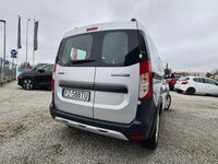 Używany Dacia Dokker Stepway 90 KM (66 kW) 2016 Srebrny Minivan