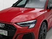 Używany Audi S3 310 KM (228 kW) 2023 Czerwony Sedan/Limuzyna