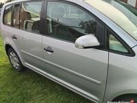 Używany VW Touran 2005 Srebrny Minivan