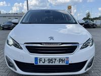 Używany Peugeot 308 120 KM (88 kW) 2017 Biały Sedan/Limuzyna