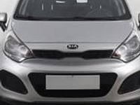 Używany Kia Rio 109 KM (80 kW) 2014 Srebrny Hatchback