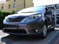 Używany Toyota Sienna 266 KM (195 kW) 2011 Szary Minivan