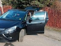 Używany Opel Zafira Tourer Eco 2016 Czarny Minivan