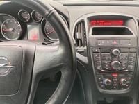 Używany Opel Astra 2013 Czarny Kombi