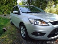 Używany Ford Focus 2010 Srebrny Kombi