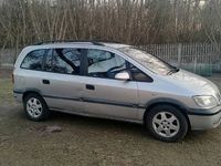 używany Opel Zafira 