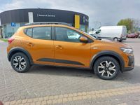 używany Dacia Sandero Stepway 1dm 90KM 2023r. 4km