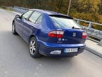 Używany Seat Leon 2004 Niebieski Hatchback